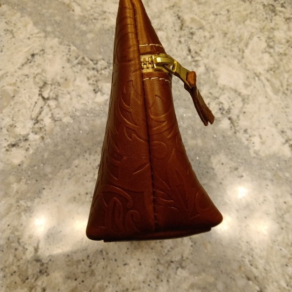 Portland Leather Floral Embossed Tan Cosmetic Case - Picture 7 of 7